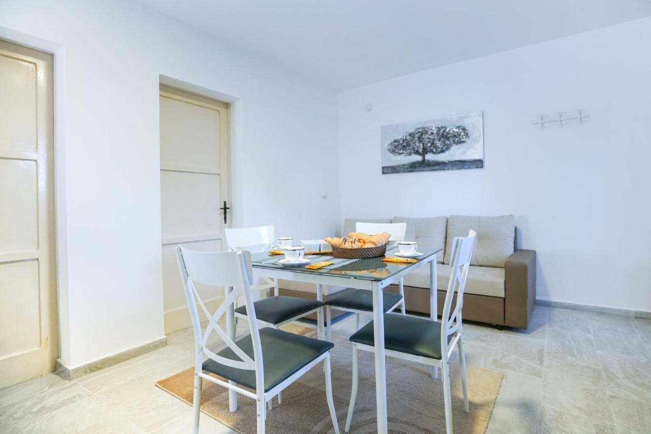 Roko Apartment Zadar Bagian luar foto